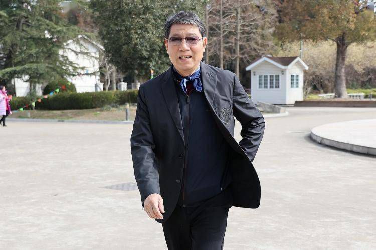 伊人狠狠丁香婷婷综合色